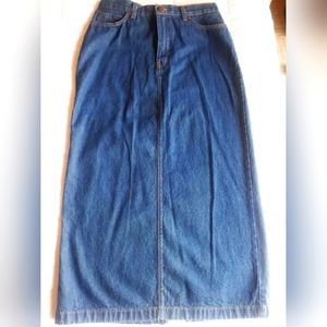 Beautiful blue denim Midi Jean Skirt